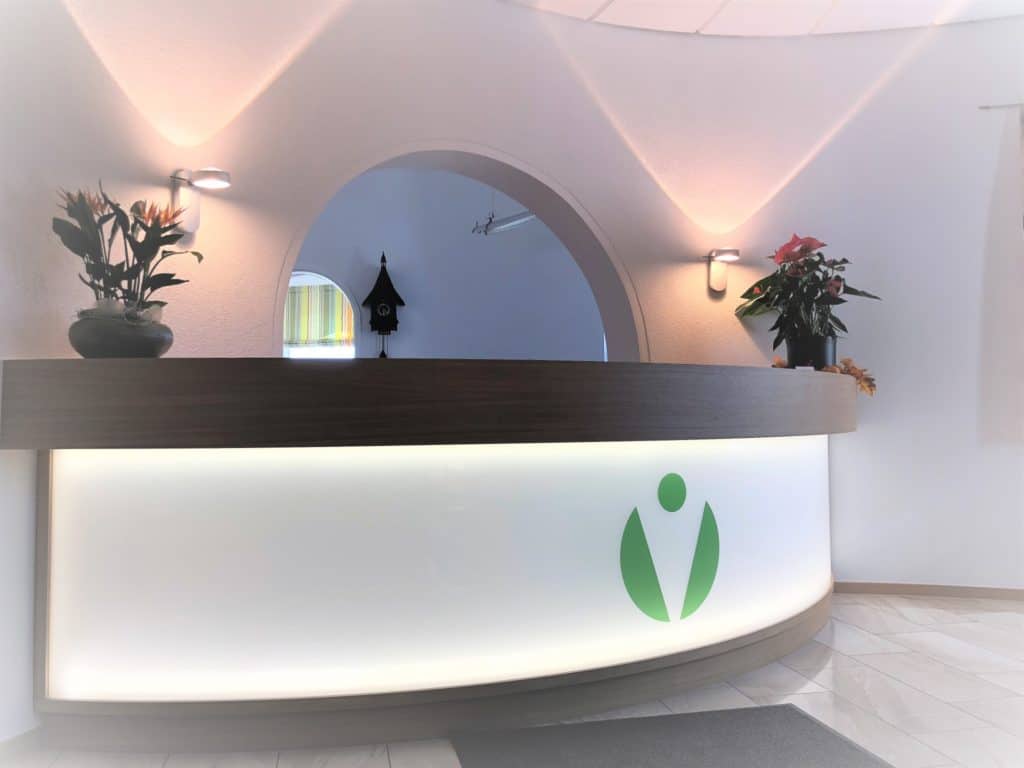 hallwang clinic private oncologial clinic reception